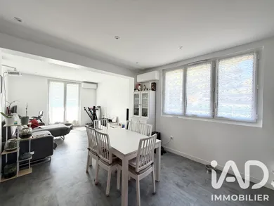 Appartement à Vert-le-Petit (91710)