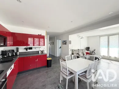 Appartement à Vert-le-Petit (91710)