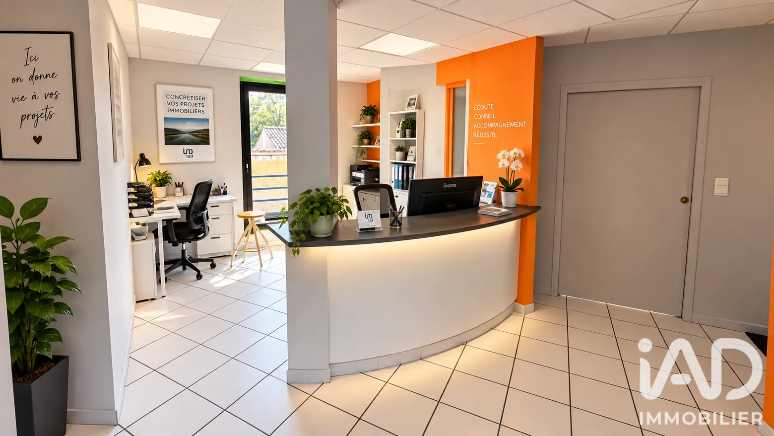 Vente immeuble 153 m² à Bourg-Saint-Andéol (07700) - 2108447 — 2