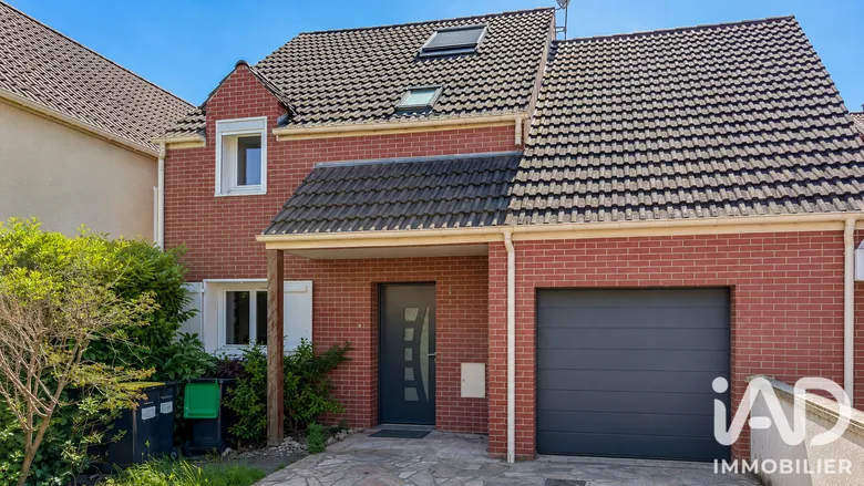Maison 6 pièces 102 m² · à Leuville-sur-Orge · 102 m² · 330 000 €