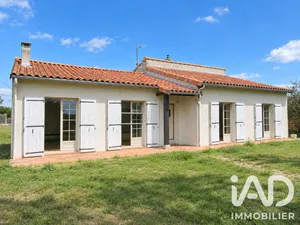 Maison à BRESSUIRE (79300)