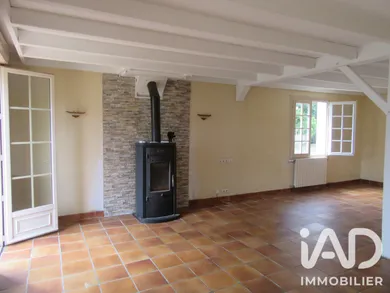 Maison à BRESSUIRE (79300)