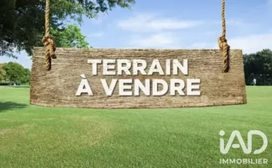 Terrain à bâtir à Vernoux-en-Gâtine (79240)