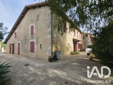 Maison à Celles-sur-Belle (79370)