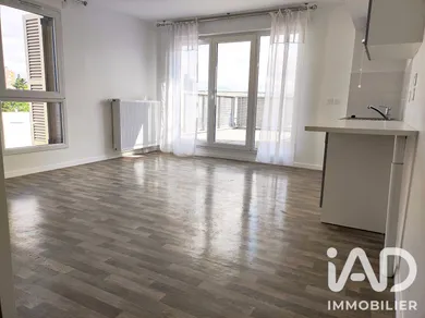 Appartement à Villiers-le-Bel (95400)