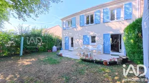 Maison à Champs-sur-Marne (77420)
