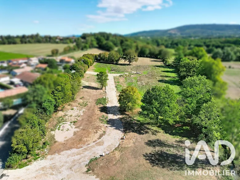 Terrain à Montagnat (01250) · 114 000 €