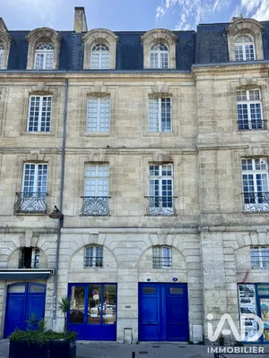 Apartment in Bordeaux (33800)