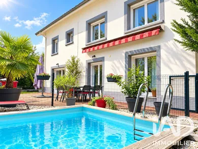 Maison de ville à Voiron (38500)