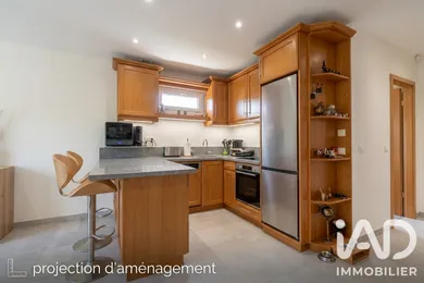 Apartment in Mantes-la-Jolie (78200)
