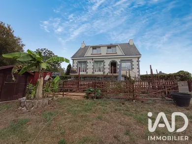 Maison traditionnelle à Rédené (29300)