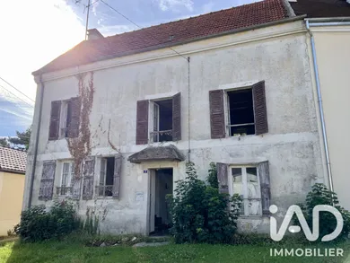 Maison de village à Germigny-l'Évêque (77910)