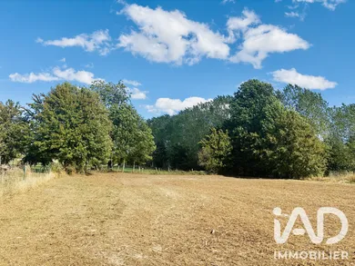 Terrain à bâtir à Saint-Amand-sur-Fion (51300)