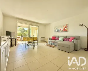 Appartement à Six-Fours-les-Plages (83140)