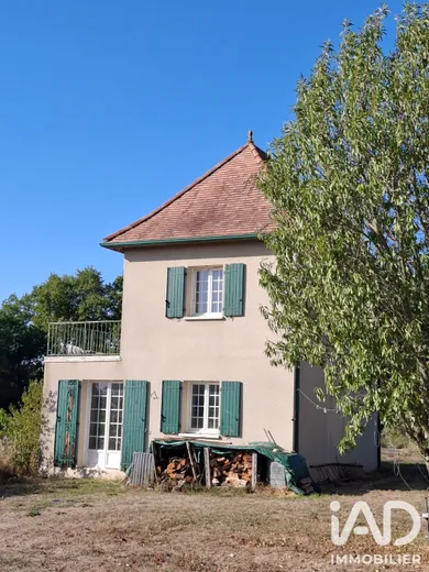 Maison de campagne à Pessac-sur-Dordogne (33890)