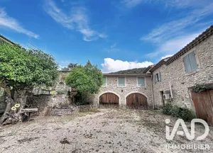 Maison à Montclus (30630)