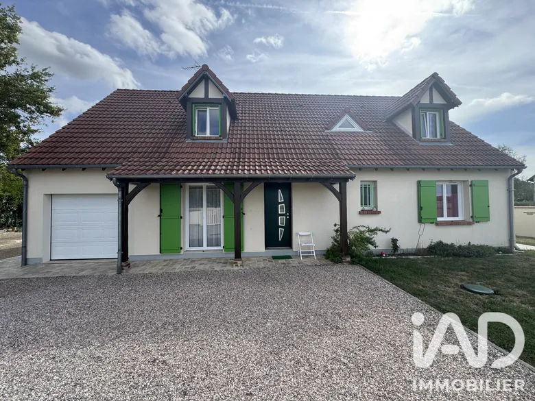 Maison 7 pièces 152 m² · à Mardié · 151,5 m² · 349 000 €