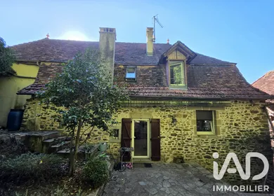 Maison traditionnelle à Gagnac-sur-Cère (46130)