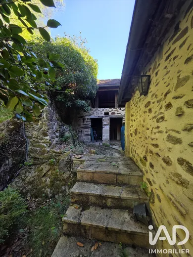 Maison traditionnelle à Gagnac-sur-Cère (46130)