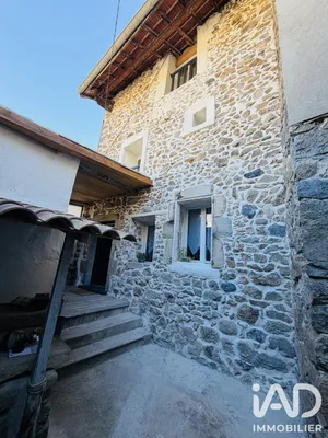 Maison de ville à Vals-les-Bains (07600)
