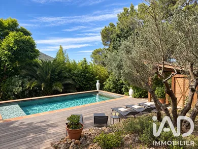 Mansion in Carqueiranne (83320)
