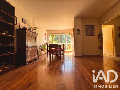 Apartment in Massy (91300)