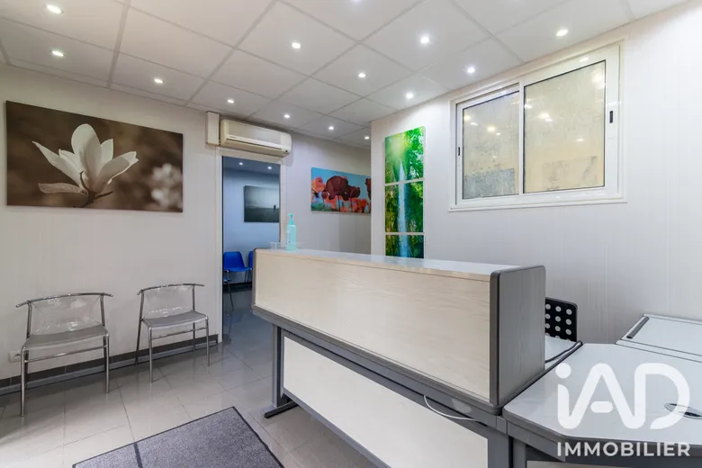 Murs commerciaux à Le Raincy (93340) · 89,6 m² · 415 000 €
