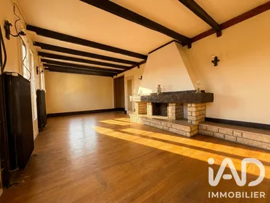 Maison traditionnelle à Saint-Fargeau-Ponthierry (77310)