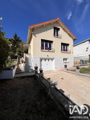 House in La Grande-Paroisse (77130)