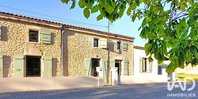 Maison à Genouillé (17430)