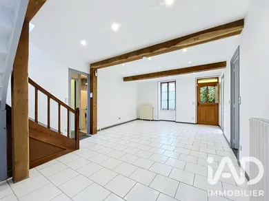 Maison de village à Arcy-sur-Cure (89270)