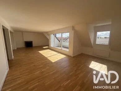 Duplex à Sceaux (92330)