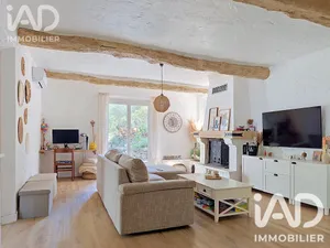 House in Saint-Paul-en-Forêt (83440)