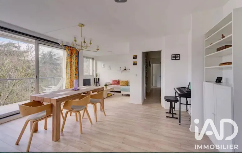 Appartement 4 pièces 67 m² · à Marly-le-Roi · 67 m² · 209 000 €