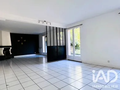 Maison à Le Tremblay-sur-Mauldre (78490)