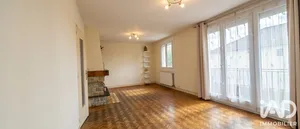 Townhouse in Semoy (45400)