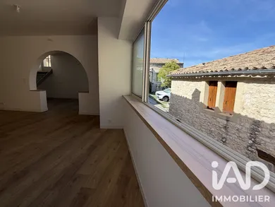 Maison de village à Saint-Michel-l'Observatoire (04870)