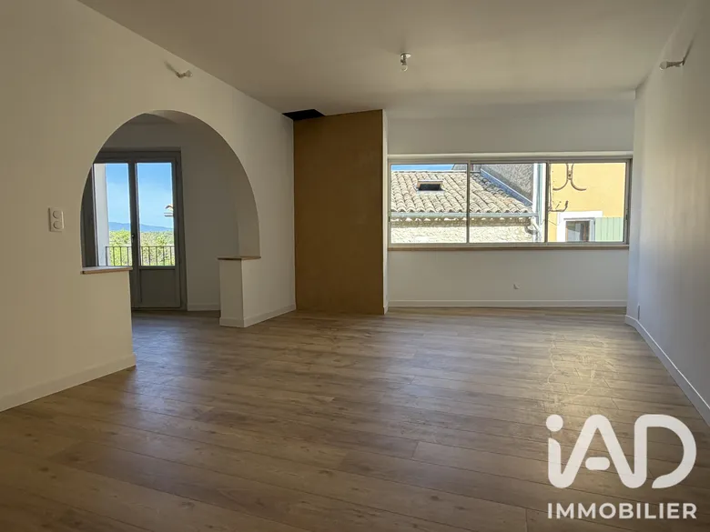 Maison 4 pièces 92 m² · à Saint-Michel-l'Observatoire · 92 m² · 247 000 €