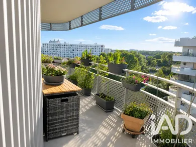 Appartement à Bordeaux (33300)