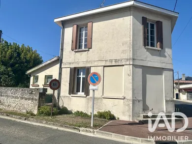 Maison de ville à Pauillac (33250)