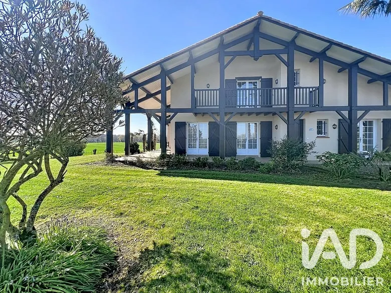 Maison 5 pièces 187 m² · à Vergoignan · 187 m² · 315 000 €
