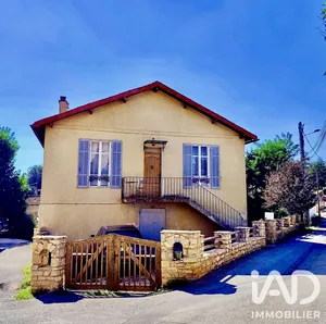 Maison à Brue-Auriac (83119)