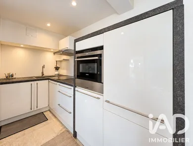 Apartment in Le Cannet (06110)