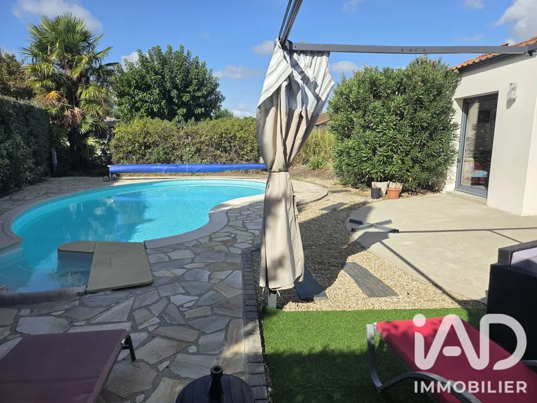Maison 6 pièces 158 m² · à La Ferrière · 158 m² · 412 000 €