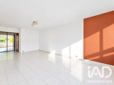 Appartement à Vitrolles (13127)