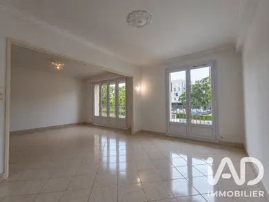 Apartment in Rennes (35200)