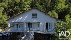 Maison à Capdenac (46100)