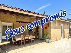 Detached house in Pont-Saint-Esprit (30130)