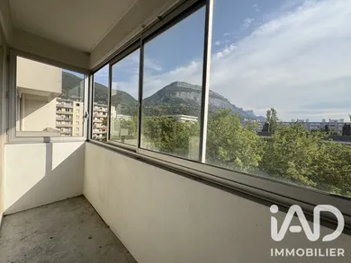 Appartement à Meylan (38240)