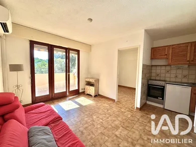 Apartment in Cavalaire-sur-Mer (83240)
